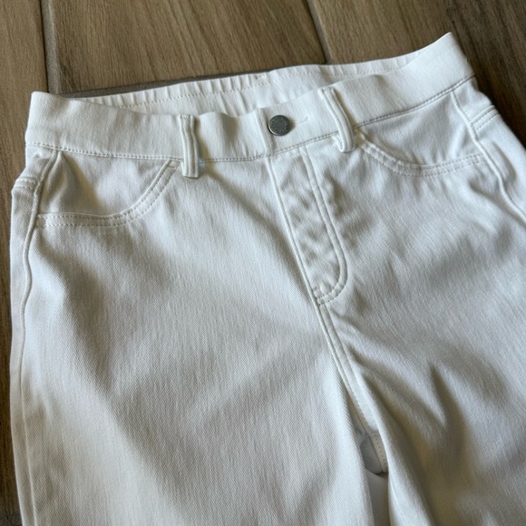 Uniqlo Jeggings Slim Fit Pants - Picture 3 of 4